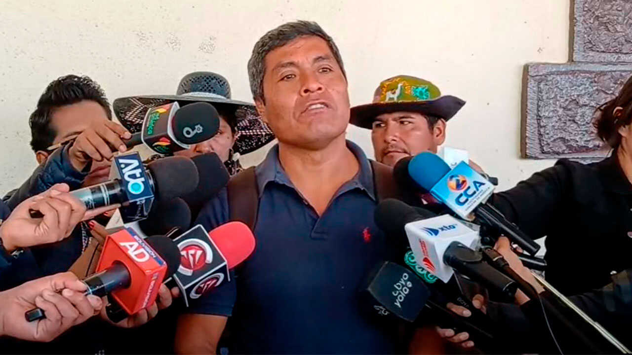 Evismo insiste con mantener bloqueos: “vamos a estar un año si Rodrigo Paz quiere”