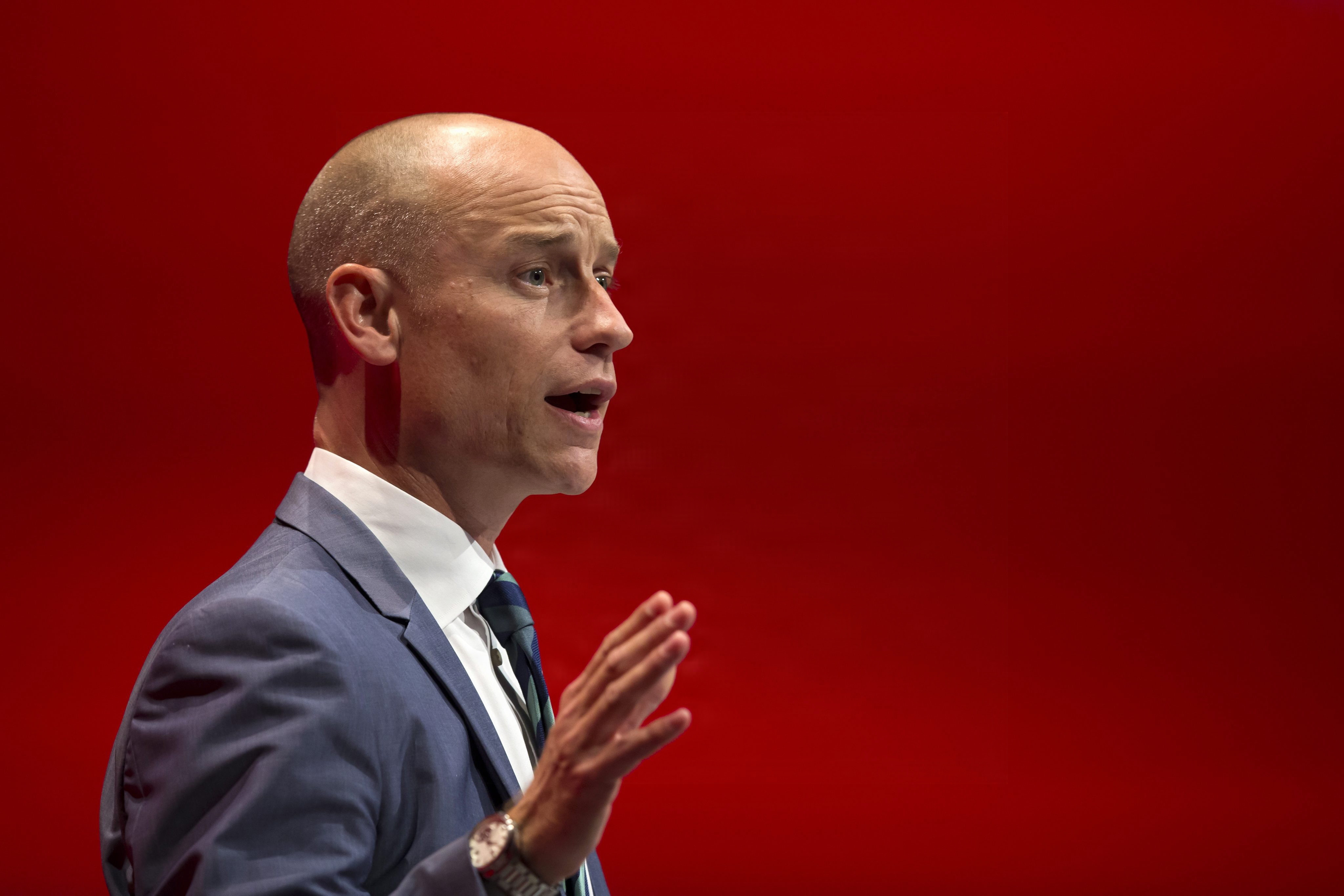 Stephen Kinnock udpeges som minister for Wales