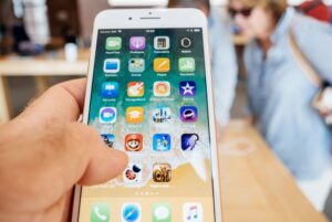 Koji iPhonei od kraja studenoga više neće moći koristiti WhatsApp?