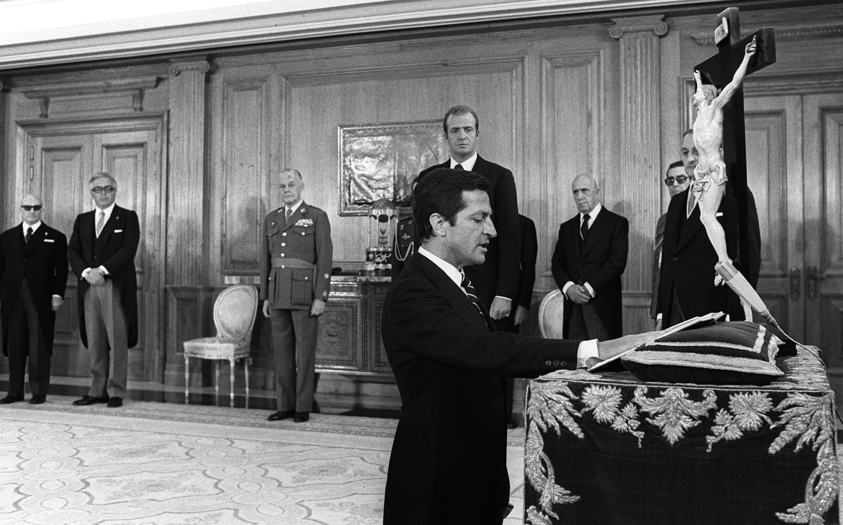 España|Hitos del alumbramiento de la democracia (I)