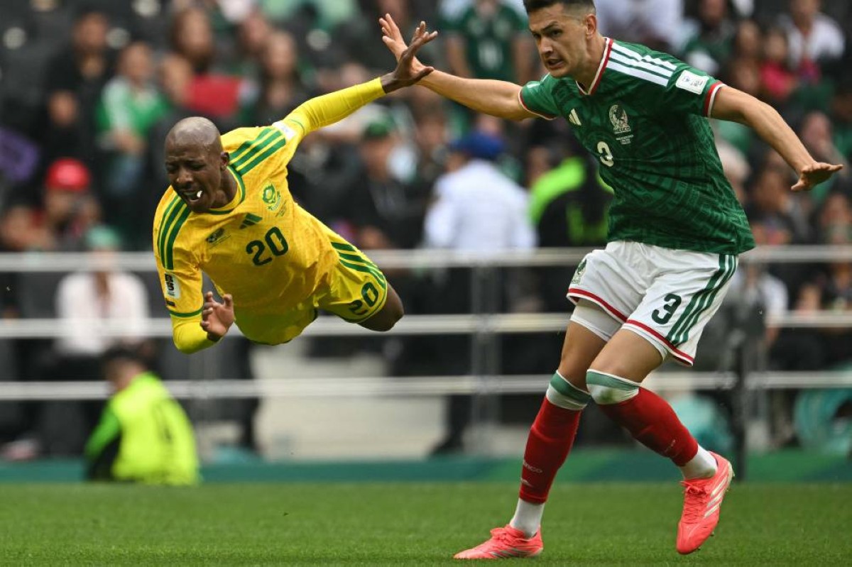 Co-hosts Mexico kick off World Cup with dramatic victory