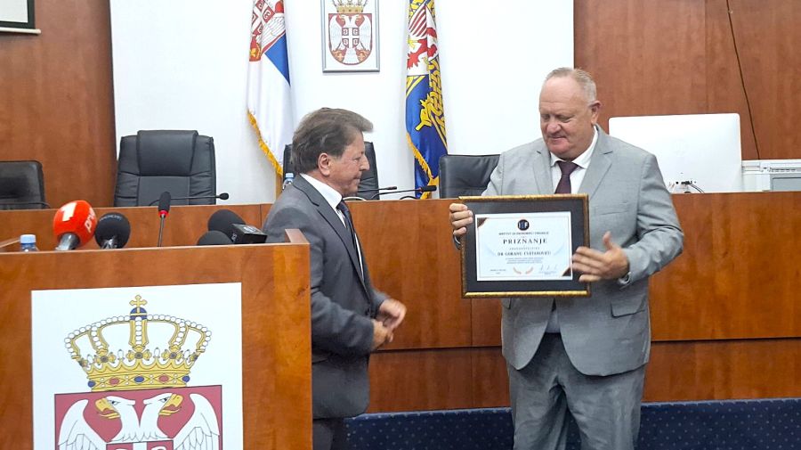 Cvetanović prvi gradonačelnik u Srbiji kome je uručeno priznanje za razvoj lokalne samouprave i upravljanje javnim finansijama