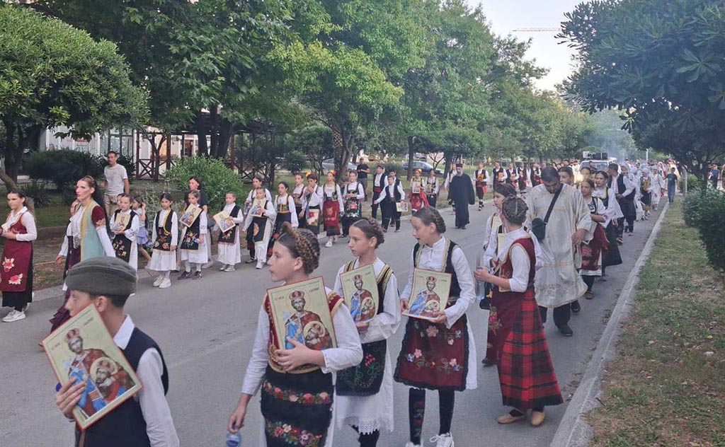 Praznična litija u čast Svetog Jovana Vladimira prošla ulicama Bara