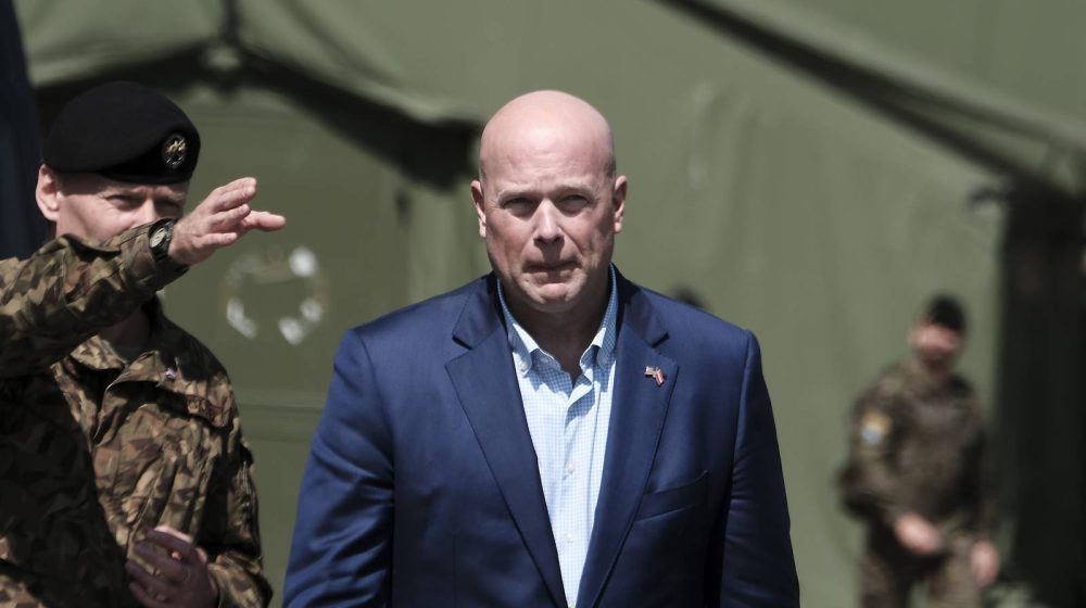 Politico: Tramp je NATO pretvorio u američki - bankomat