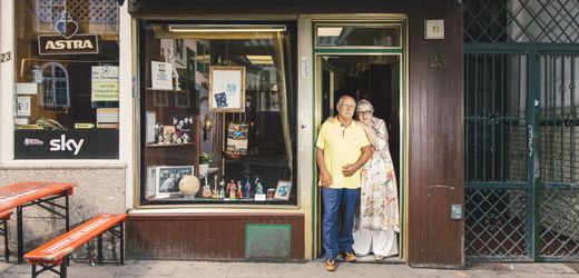 Hamburg St. Pauli: Kult-Friseur Harry muss schließen - Wo die Beatles ihre Pilzfrisuren herhaben