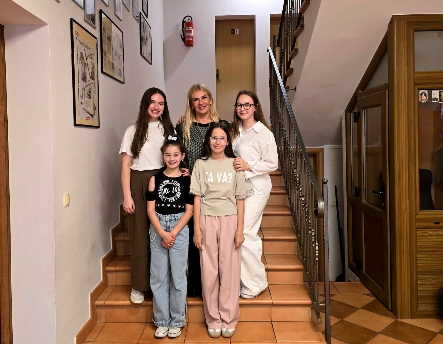 Karmen, Iva, Gorana i Marija osvojile međunarodne pozornice: Mladi talenti imotske Glazbene škole nižu prve nagrade
