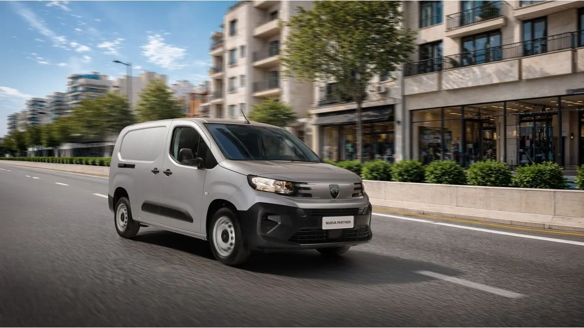 Stellantis renovó su línea de utilitarios con las nuevas Peugeot Partner y Citroën Berlingo