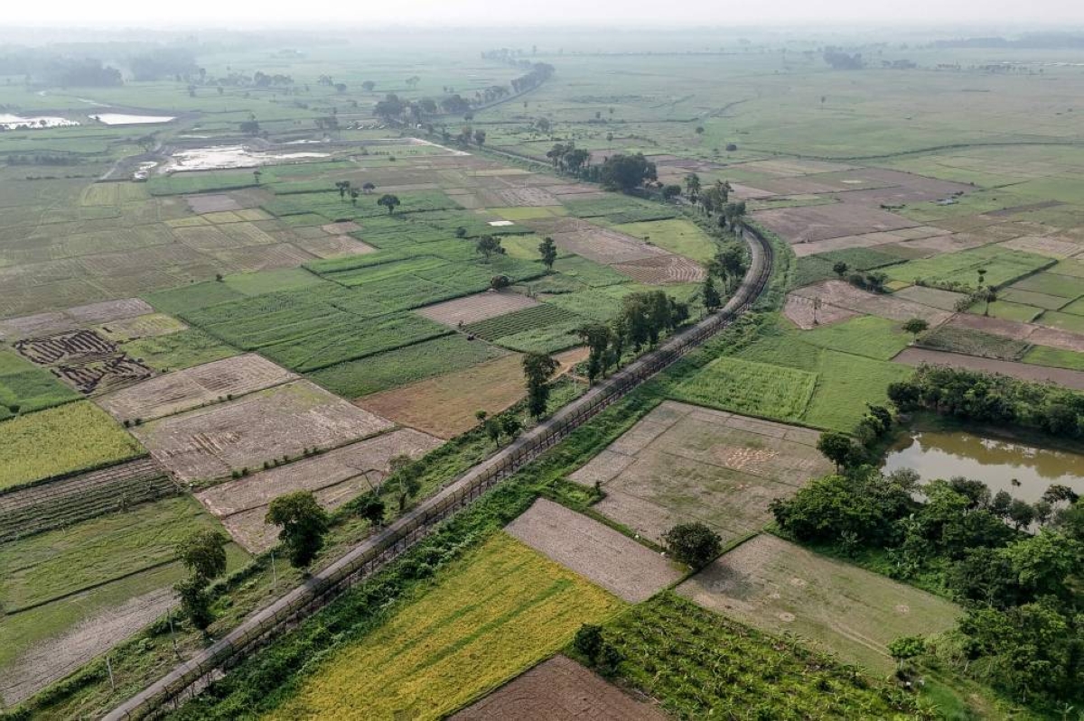 Bangladesh, India to co-ordinate patrols on border, share intelligence amid migrant tensions