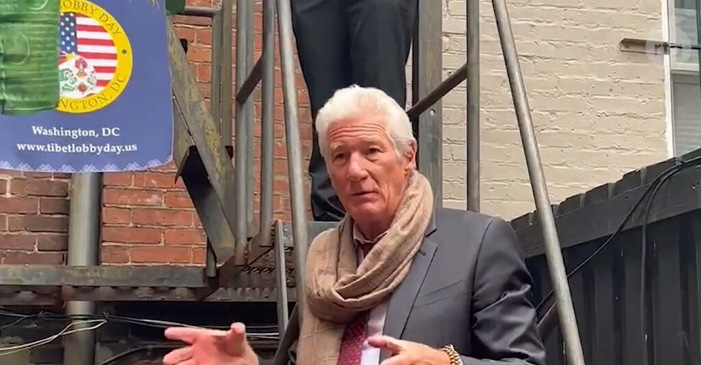 Richard Gere says ‘ashamed’ of US migration policy