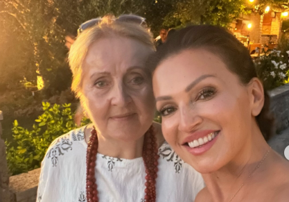 Pogledajte mamu Nine Badrić: “Svako ljeto sedmi mjesec rezerviran je za mamu i Hvar”