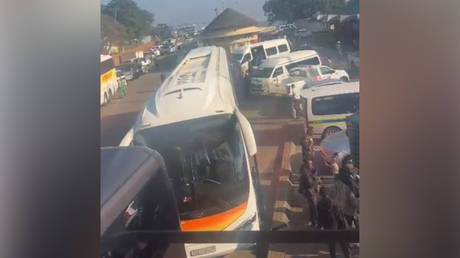 South Africa repatriates over 900 Mozambicans