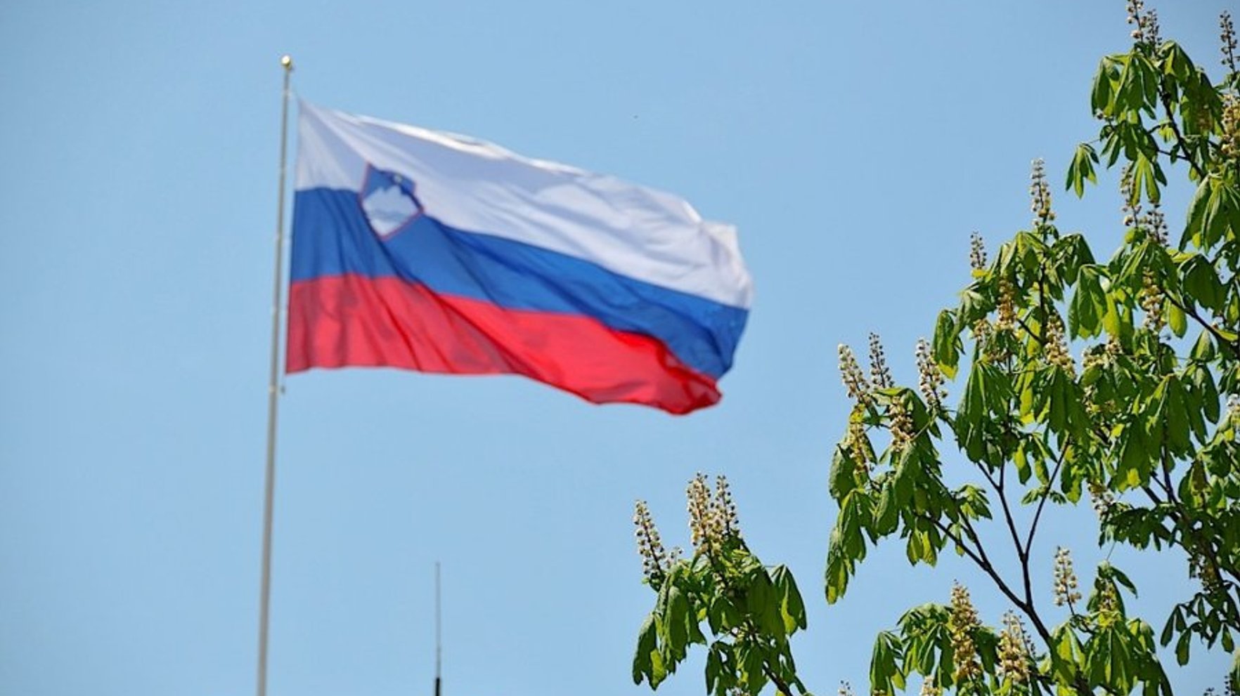 Slovēnija atceļ Izraēlas premjera iebraukšanas aizliegumu un ieroču embargo