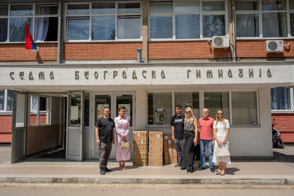 NOVA RAČUNARSKA OPREMA ZA SEDMU BEOGRADSKU GIMNAZIJU: Đaci i nastavnici novu školsku godinu dočekuju uz savremenije uslove za nastavu
