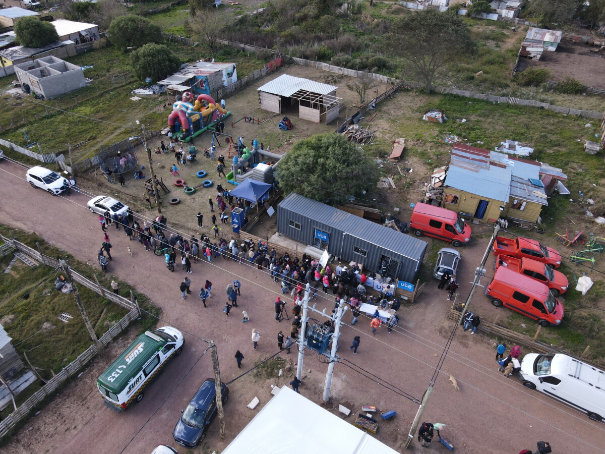 Energía eléctrica: 400 hogares del Barrio Nuevo Comienzo se incorporan al Plan de Inclusión Social de UTE