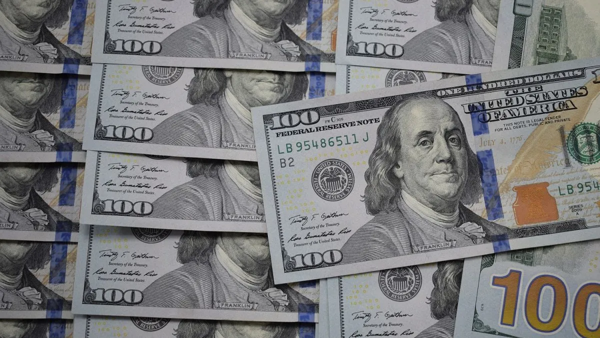 El dólar blue anotó su mayor suba semanal del año y volvió a cerrar arriba del MEP