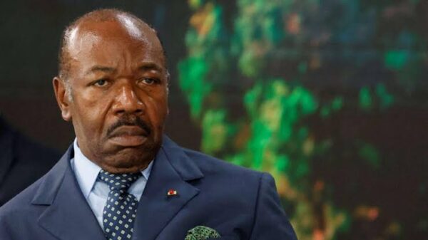 Gabon : après sa sortie contre Oligui Nguema, le RPM recadre Ali Bongo et l’invite à la retenue