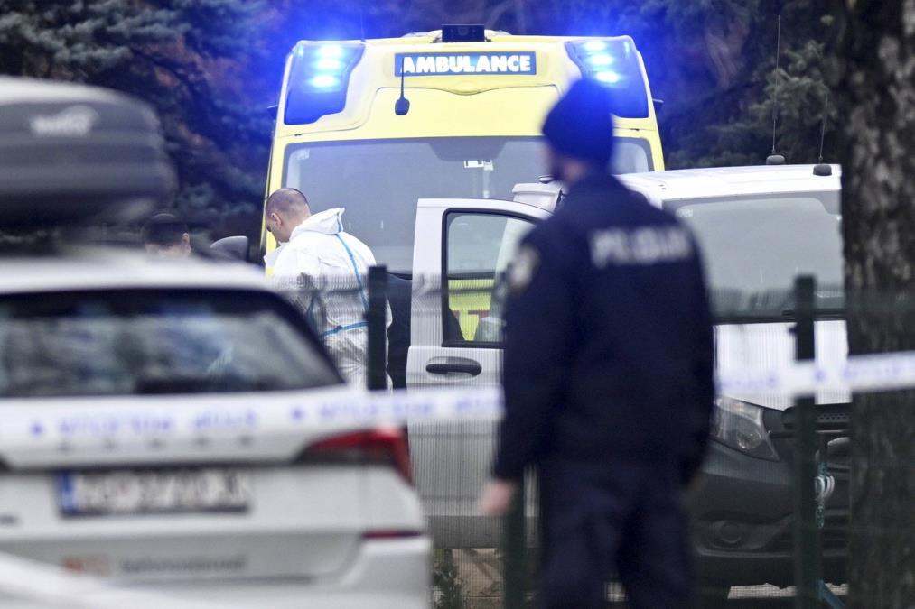 OPSADNO STANJE KOD ZAGREBA! Muškarac satima pucao na specijalce, pretio policiji, pronađena mu gomila municije!