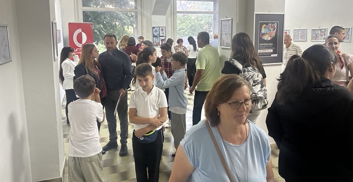 KC Vršac: Otvorena izložba radova učenika obrazovnog profila Tehničar za digitalnu grafiku i internet oblikovanje Hemijsko medicinske škole Vršac