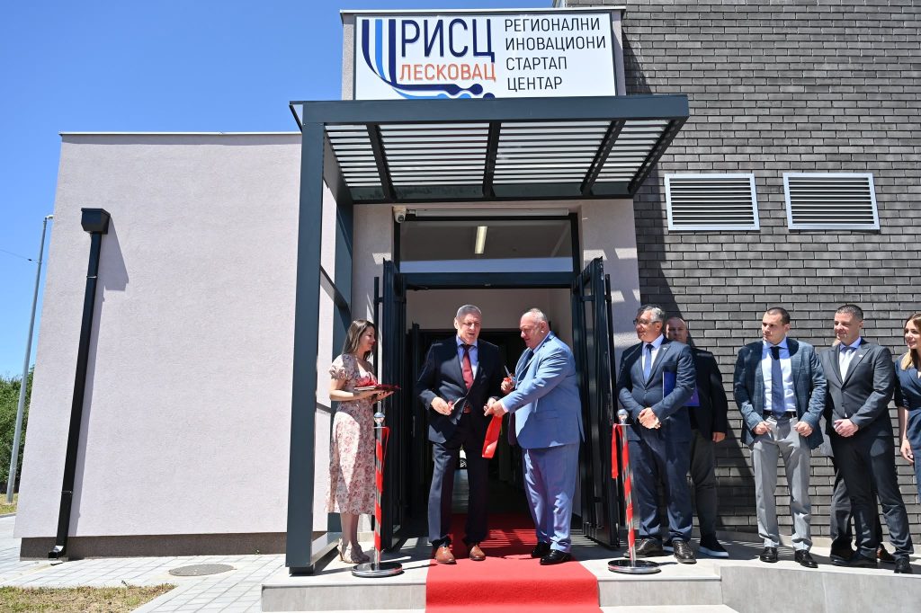 Otvoren Regionalni inovacioni startap centar u Leskovcu vredan 123,4 miliona dinara