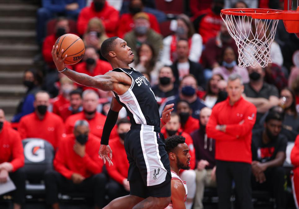 BOMBA SAMO ŠTO NIJE ESKPLODIRALA: Loni Voker ponuđen Partizanu!