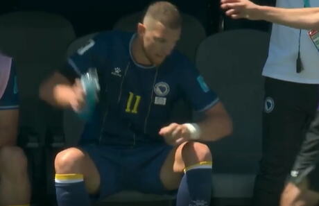 EDIN DŽEKO SE OGLASIO NAKON SKANDALA NA MUNDIJALU! Divljao na klupi zbog izmene, psovao trenera, a evo šta je sad imao da poruči! FOTO