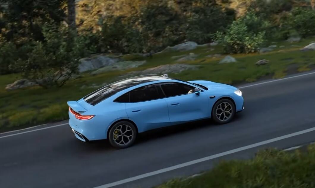 Geely predstavio električnu limuzinu sa rekordnim pogonom: Galaxy TT Ultra ima 570 KS i puni se za manje od 12 minuta