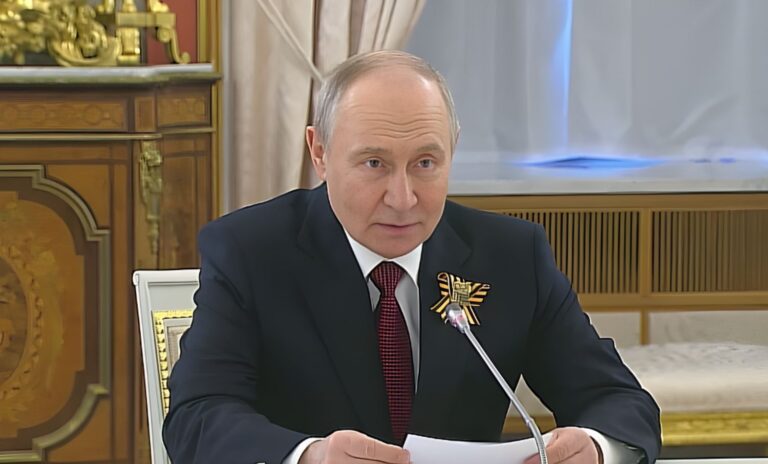 Putin: Nastavljamo rad na iranskim nuklearnim projektima