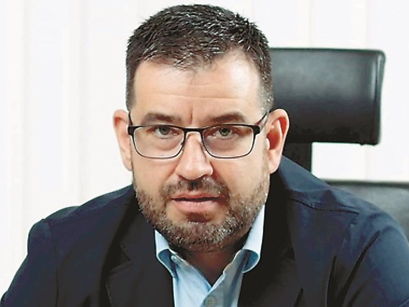Момчил Мавров: Нямаше как да не подам оставка, когато мнозинството я поиска