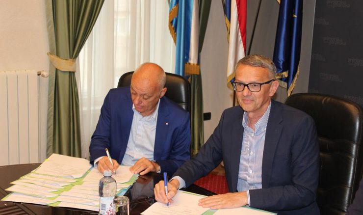 Lukanović s ravnateljima ŽLU potpisao ugovore vrijedne 2,1 milijun eura