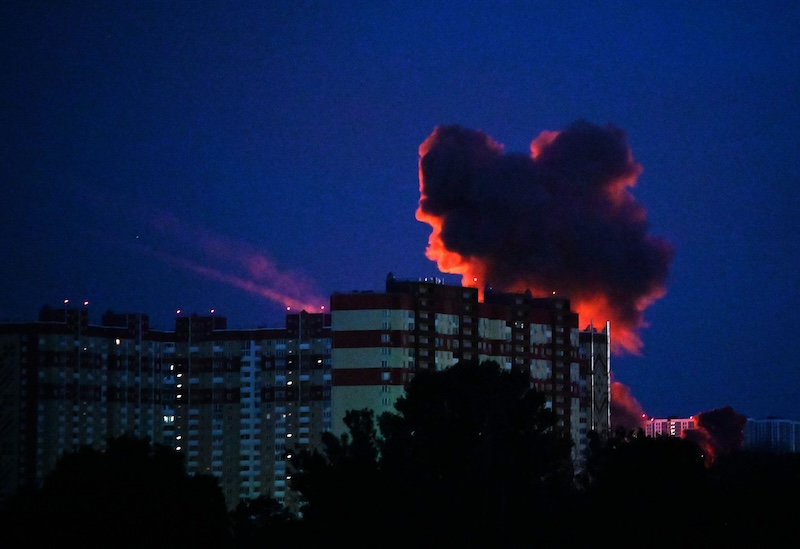 Russian strikes kill 18 across Ukraine