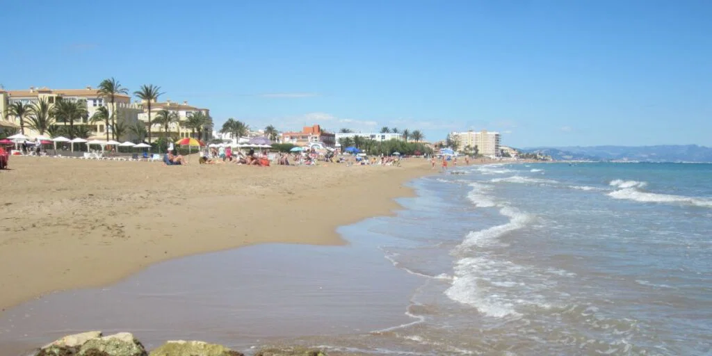 Dénia rolls out major beach overhaul ahead of summer