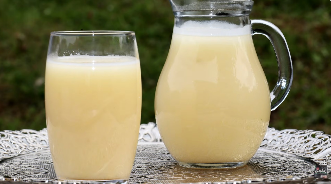 Koga posleden pat pievte boza? Tradicionalniot pijalak e vistinsko osvežuvanje, a osobeno e korisen vo leto