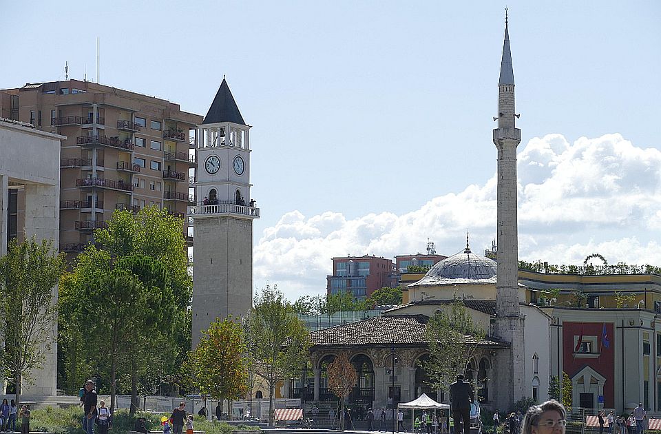 Hiljade građana protestuju u Albaniji zbog projekta firme povezane sa Kušnerom