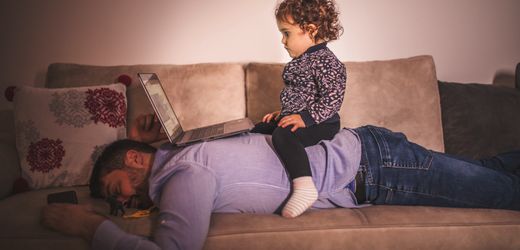 Krank mit Kind: Wenn Papa flachliegt und die Kleinen keine Pause kennen