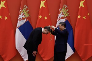 Orden prijateljstva u zamenu za prikrivanje krivičnih dela