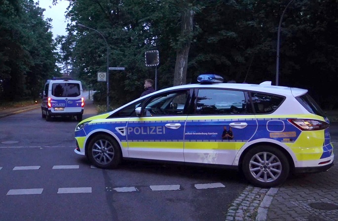 8 injured in knife attack at German village festival