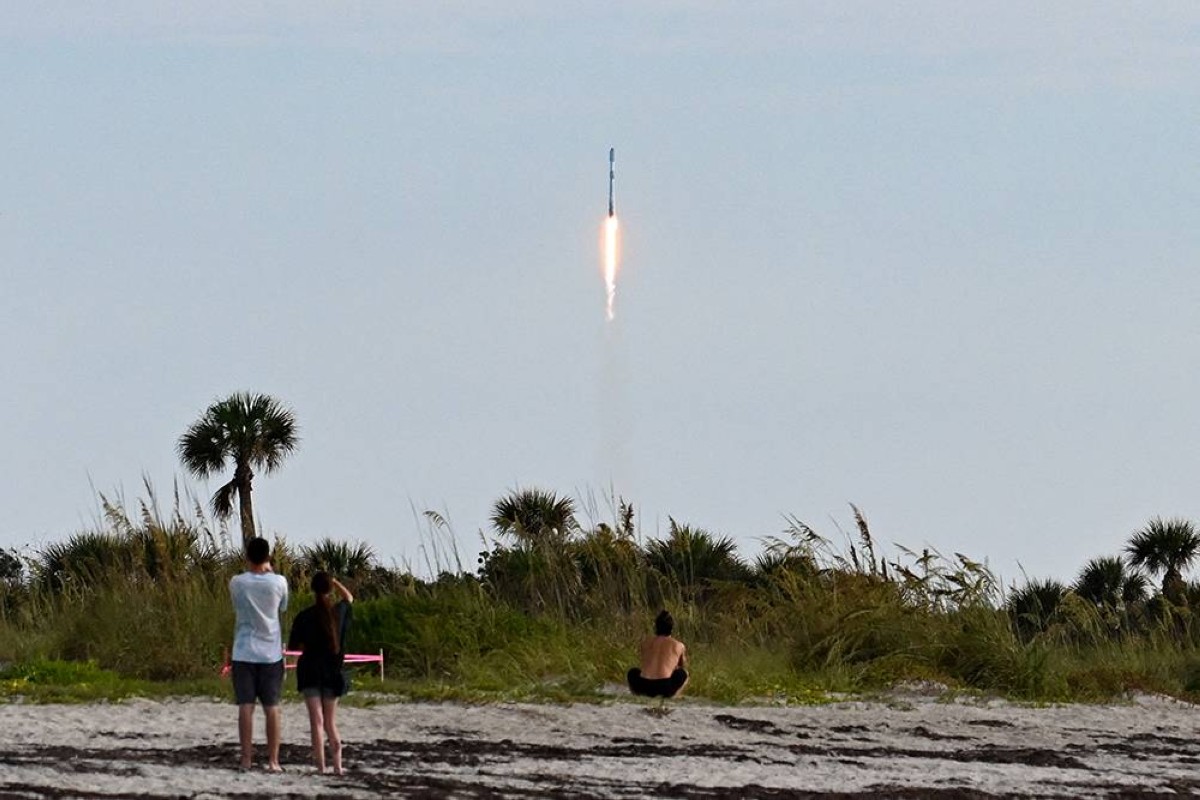SpaceX lifts off in record Wall Street debut